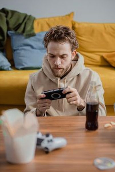 3 câu hỏi về ba viên xúc xắc
